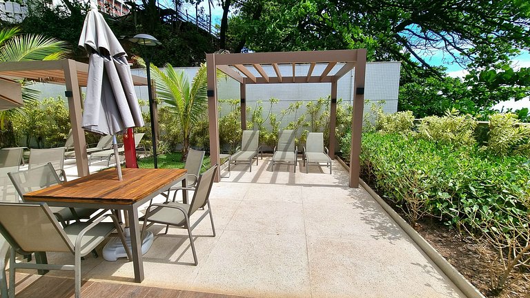 Lindo Apto 1610 quarto e sala em Ondina | Beach Class