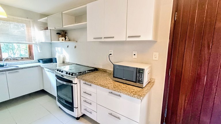 RESERVA IMBASSAI - CASA C02 Bromélias