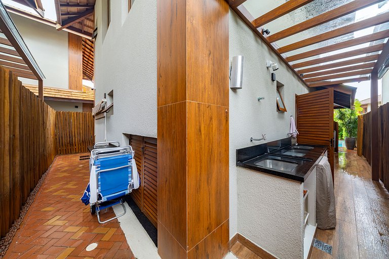 Casa com Requinte e Sofisticação em Itacimirim