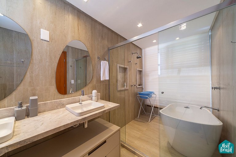 Luxuosa Casa 178 com 5 suítes em Sauípe
