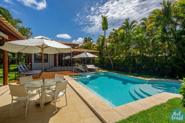 Splendid House with Pool in Imbassaí