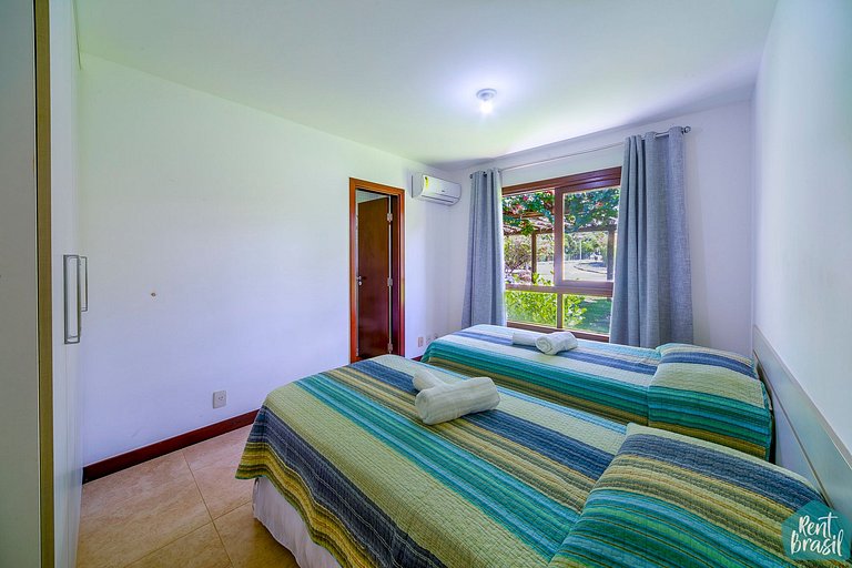 Splendid House with Pool in Imbassaí