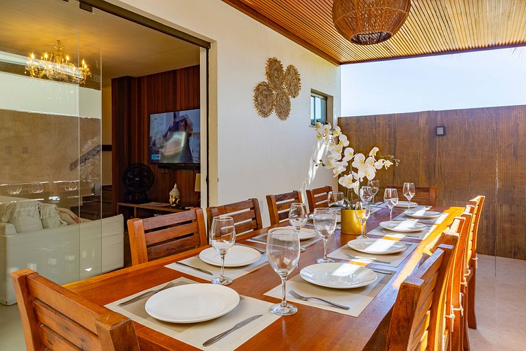 Hermoso bungaló con piscina e hidromasaje en Imbassaí - Casa