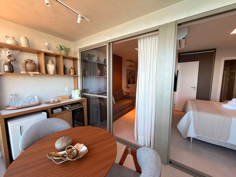 Lindo Apto 1610 quarto e sala em Ondina | Beach Class